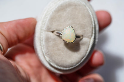 Size 8.5  |  Simple Opal Ring | #26