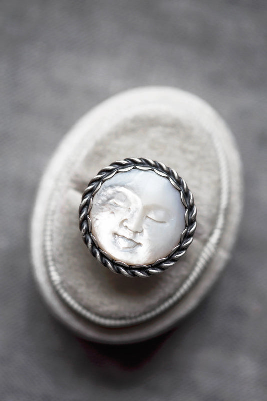 Size 9  | Lady in the Moon Ring  |  #9
